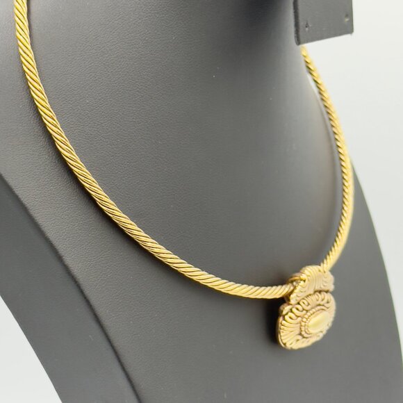 Premiere Designs Gold-Tone Twisted Wire Necklace With Ornate Pendant - Picture 4 of 13